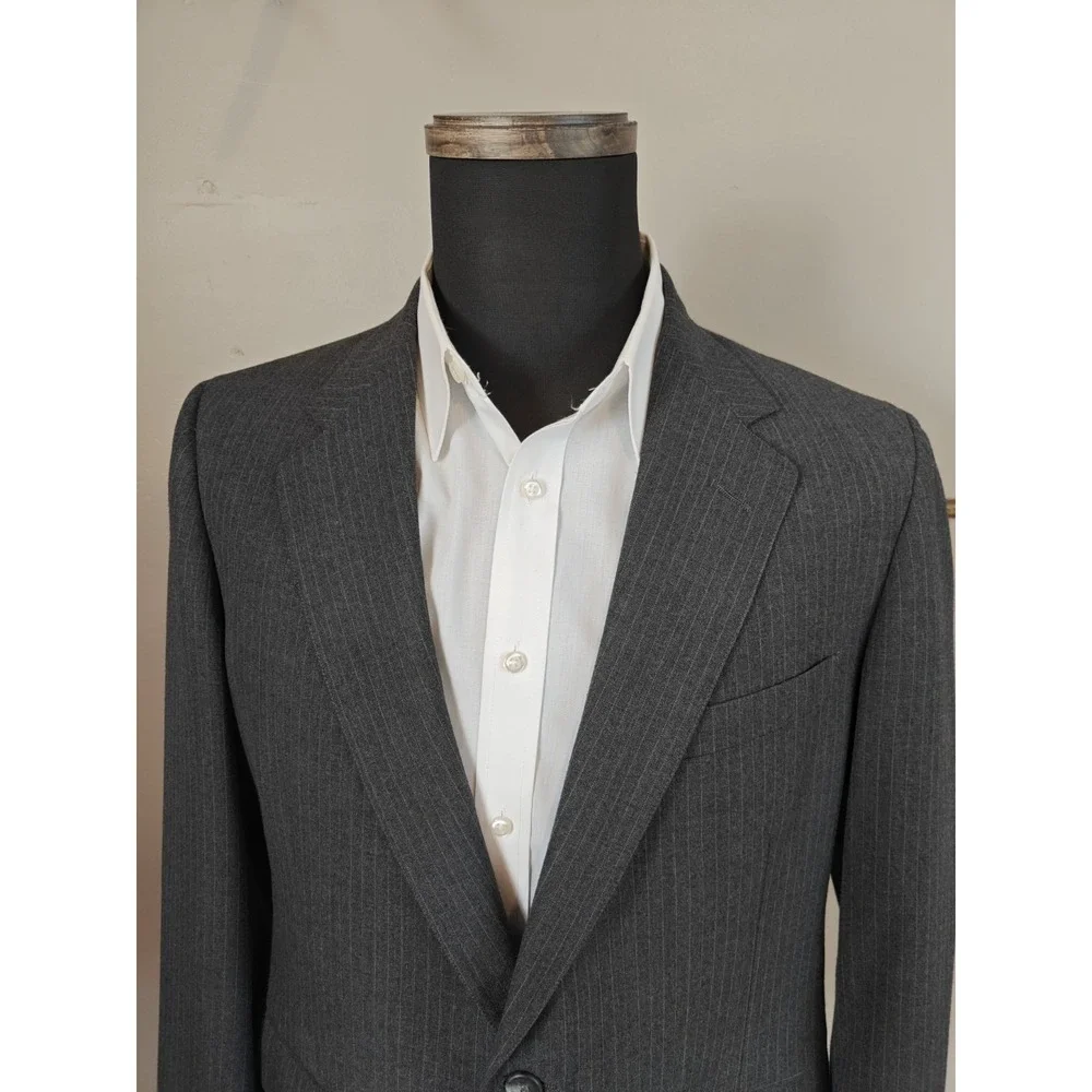 Cricketeer Mens Vintage Wool Sport Coat 40R Gray Striped 2 Button Blazer USA